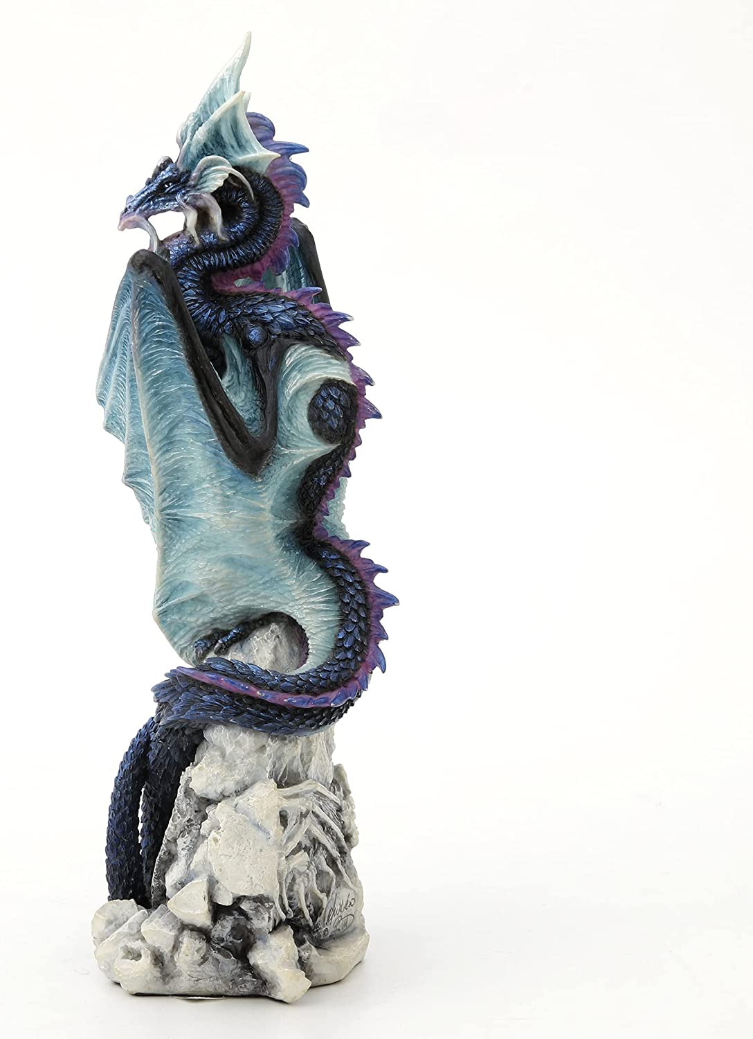 Dread Defender by Andrew Bill, Figurine