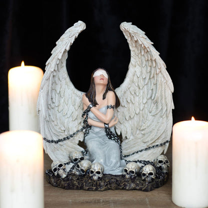 Captive Sprit by Spiral Direct, Figurine