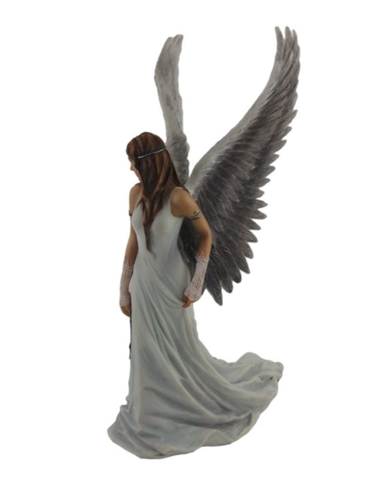 Spirit Guide by Anne Stokes, Figurine