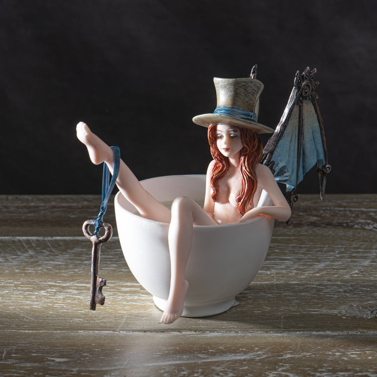 Steampunk Bath af Amy Brown, figur