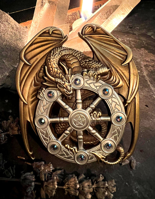 Year of the Magical Dragon af Anne Stokes, Broche