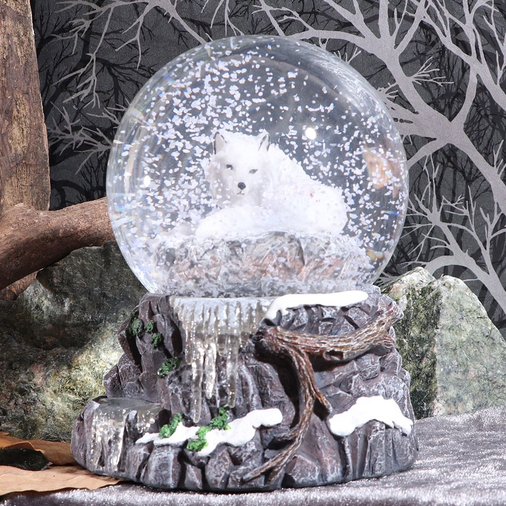 Lisa Parker Guardian of the North Wolf, Snow globe