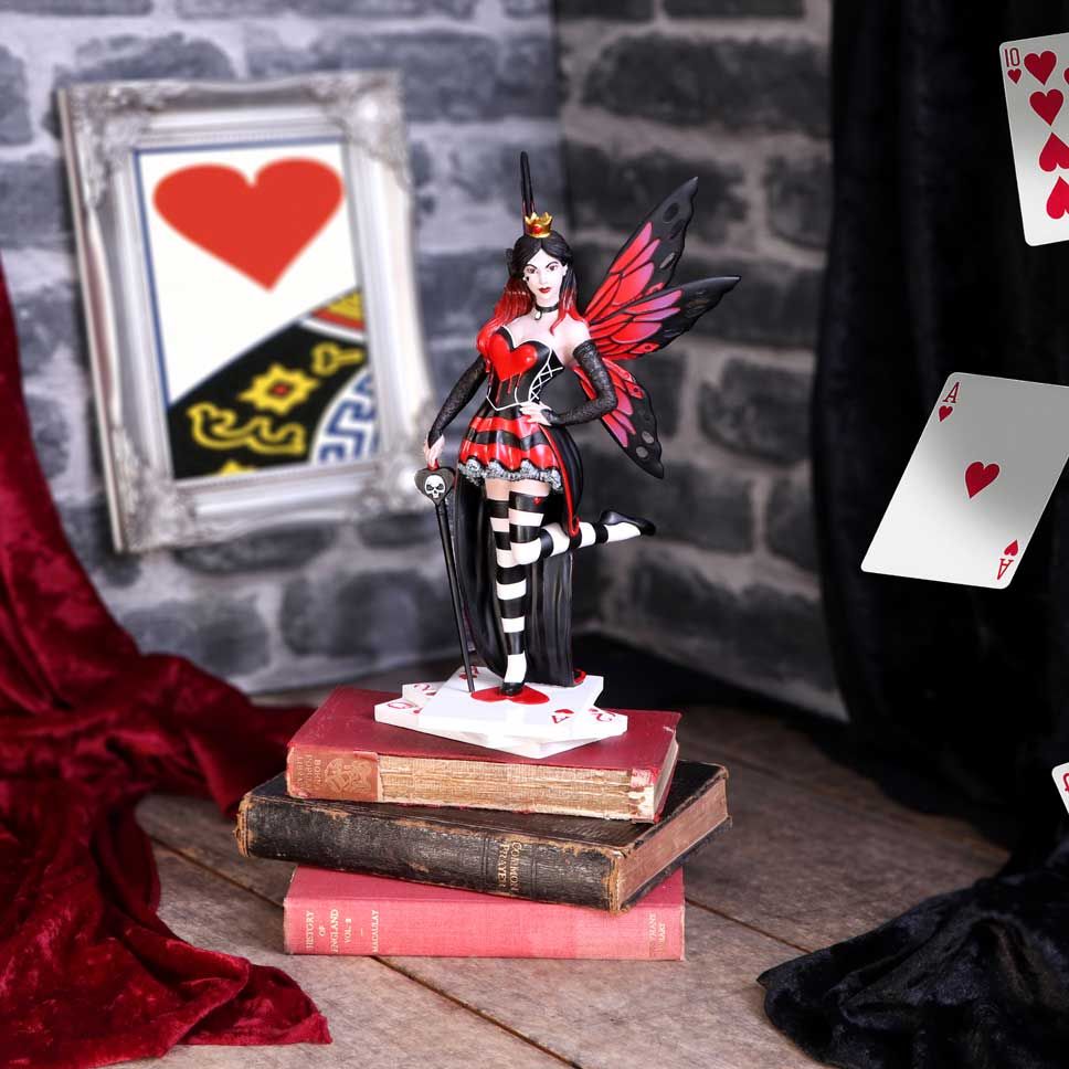 Wonderland Fairies Hartenkoningin Rode Kaart Beeldje 26 cm